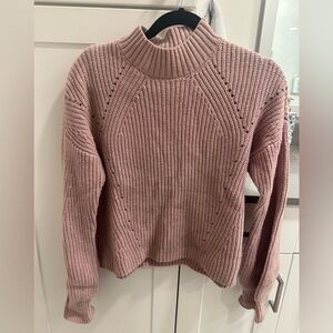 Light pink, semi-cropped sweater, small